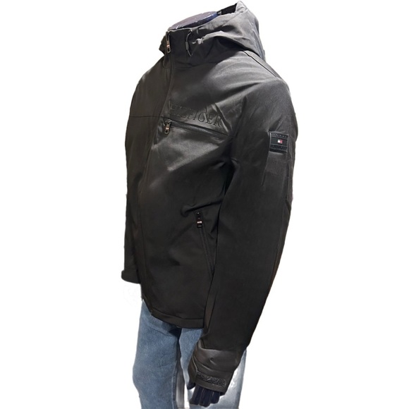 Tommy Hilfiger Men’s New Ghost Logo Jacket, NWOT - Picture 3 of 4